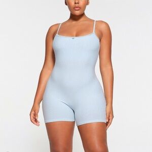 NWOT: Skims Romper Thing in Size XXL